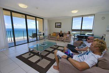 Majorca Isle Beachside Resort 4*